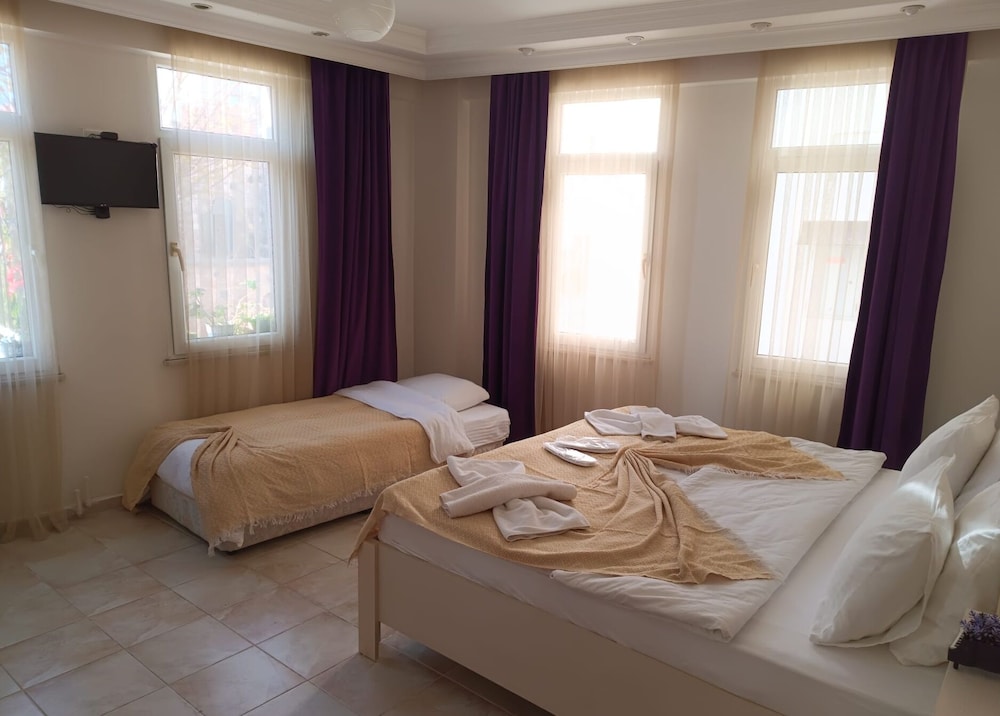 Family Triple Room photo 3