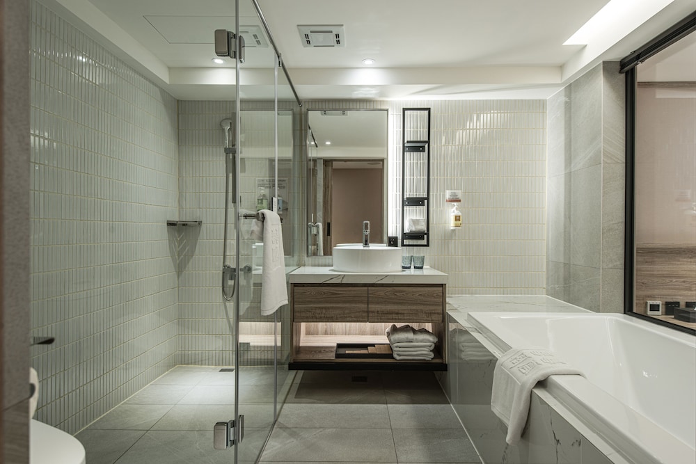 Superior Queen Room - Photo 12