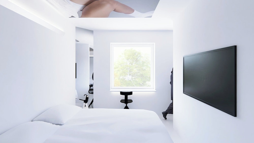 Stellar Suite Module - Photo 3