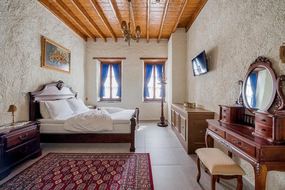 Suite (Seferis) photo 1