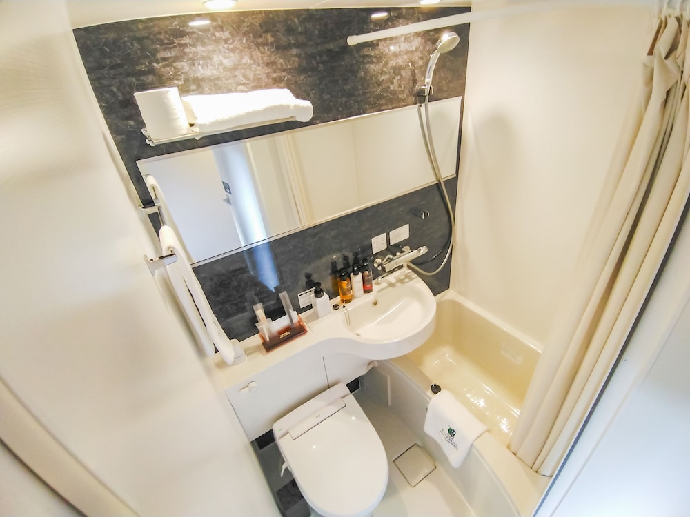 Single Room, 1 Bedroom, Smoking - Photo 6