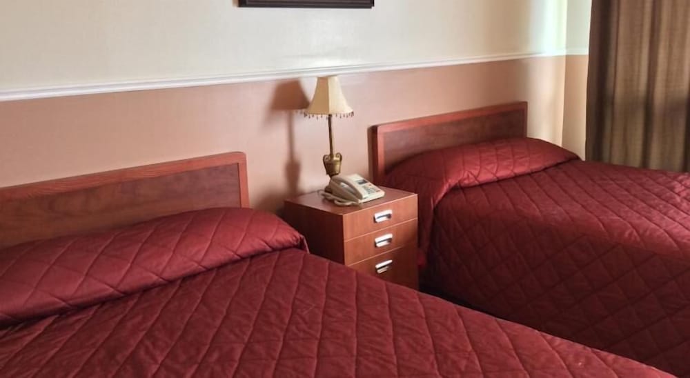 Standard Room, 2 Double Beds photo 2