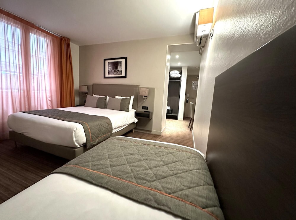 Superior Triple Room photo 1