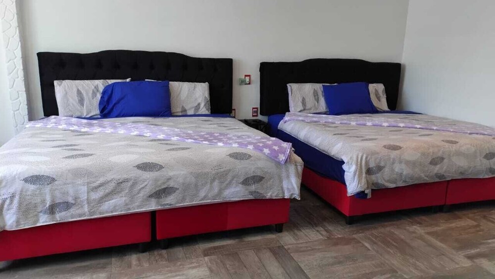 Elite Room