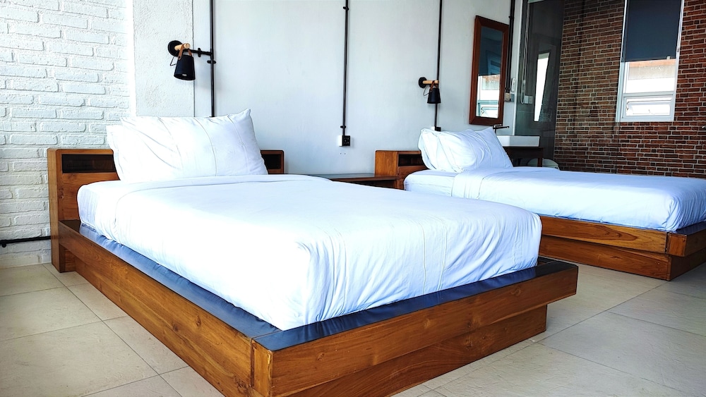 Deluxe Twin Room - Photo 3
