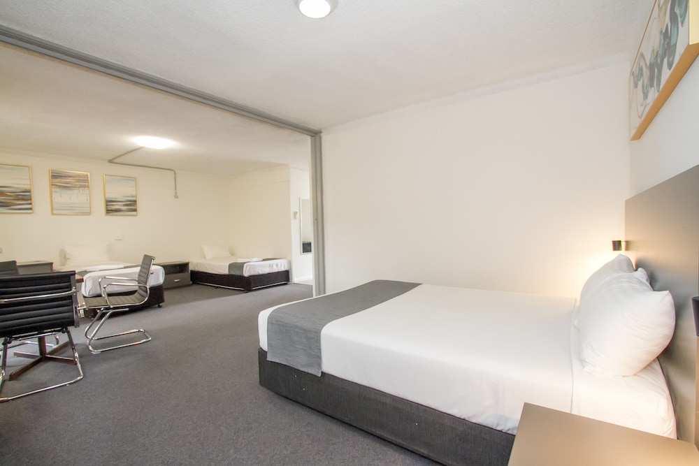 Large Family Suite Room photo 1