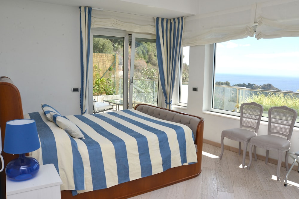 Superior Room, Sea View photo 1