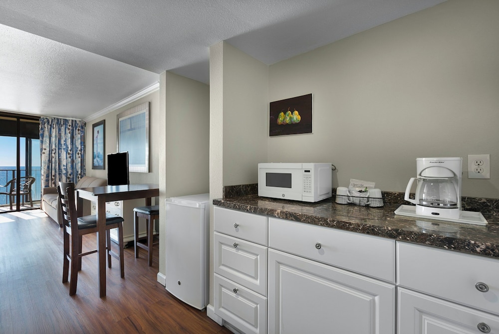 North Tower 2BR Ocean View Condo - Photo 4