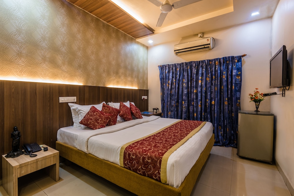 Family Room, 1 Bedroom, City View, Executive Level photo 3