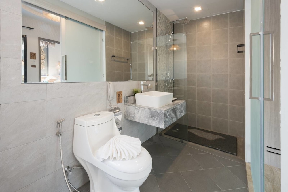 Standard Villa, Multiple Bedrooms, Private Bathroom, Pool View photo 2