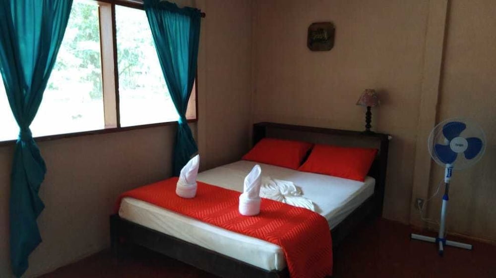 Quadruple Room, Non Smoking photo 3