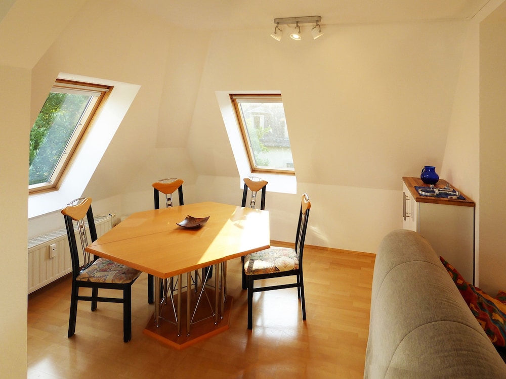 Apartment photo 3