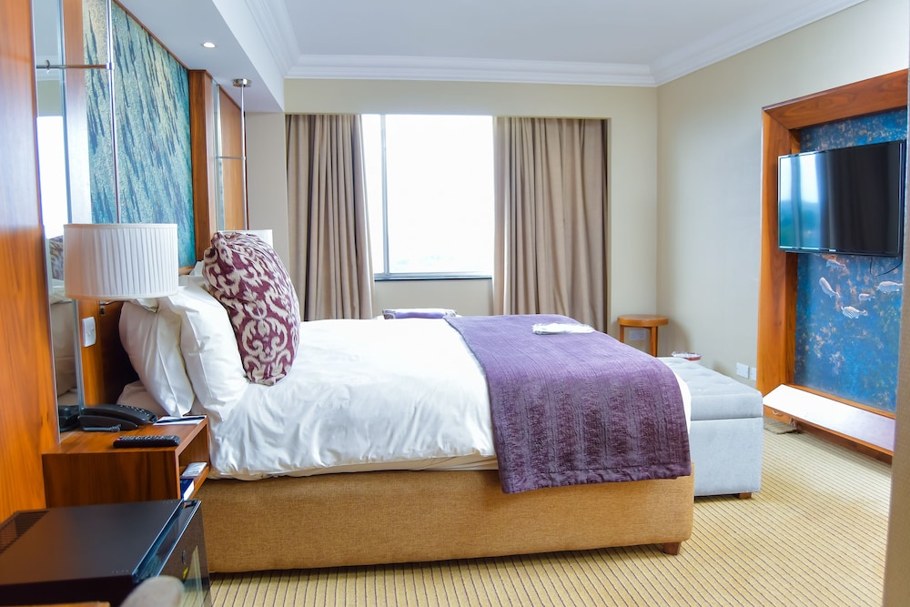 Deluxe Room (King Leisure)