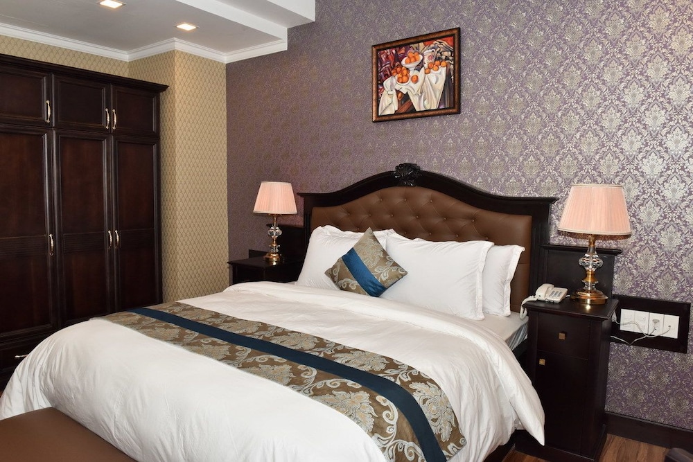 Suite, Connecting Rooms