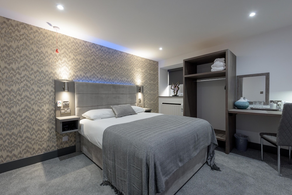 Classic Double Room, Accessible (Accessible) - Photo 2