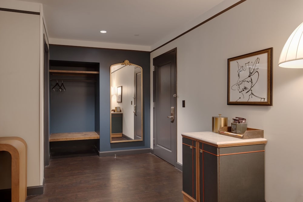 Premium Room, 1 King Bed, City View (High Floor)