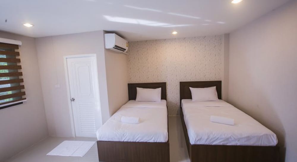 Twin Room with Balcony photo 1