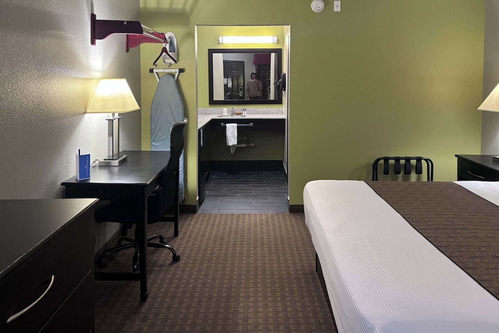 Rodeway Inn, Photo 7