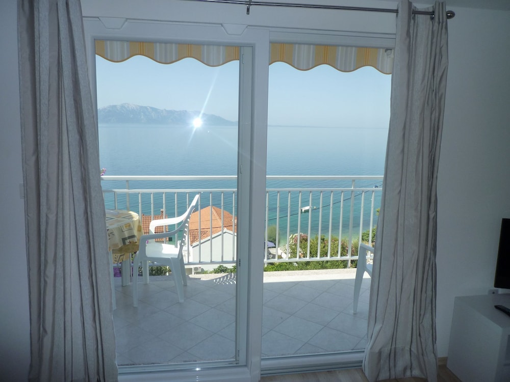 Apartment (Kate - 20m from the beach - A2(3+2)) photo 1