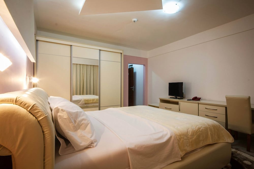 Classic Single Room