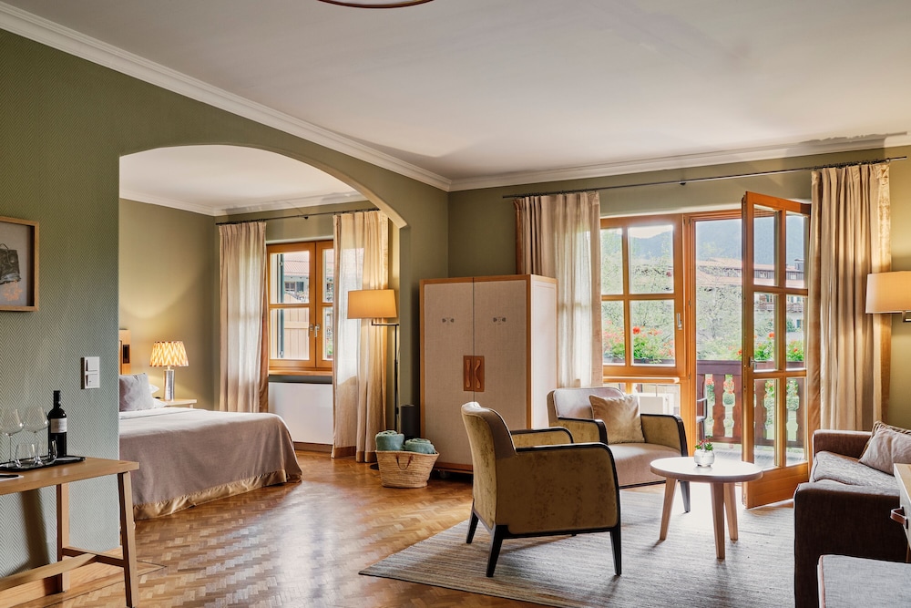 Junior Suite, 1 King Bed