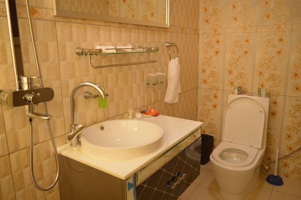 Deluxe Room, Balcony, City View
