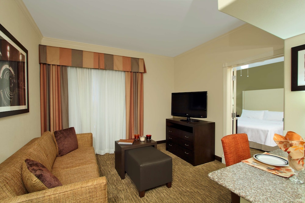 Suite, 1 King Bed, Accessible, Bathtub photo 1