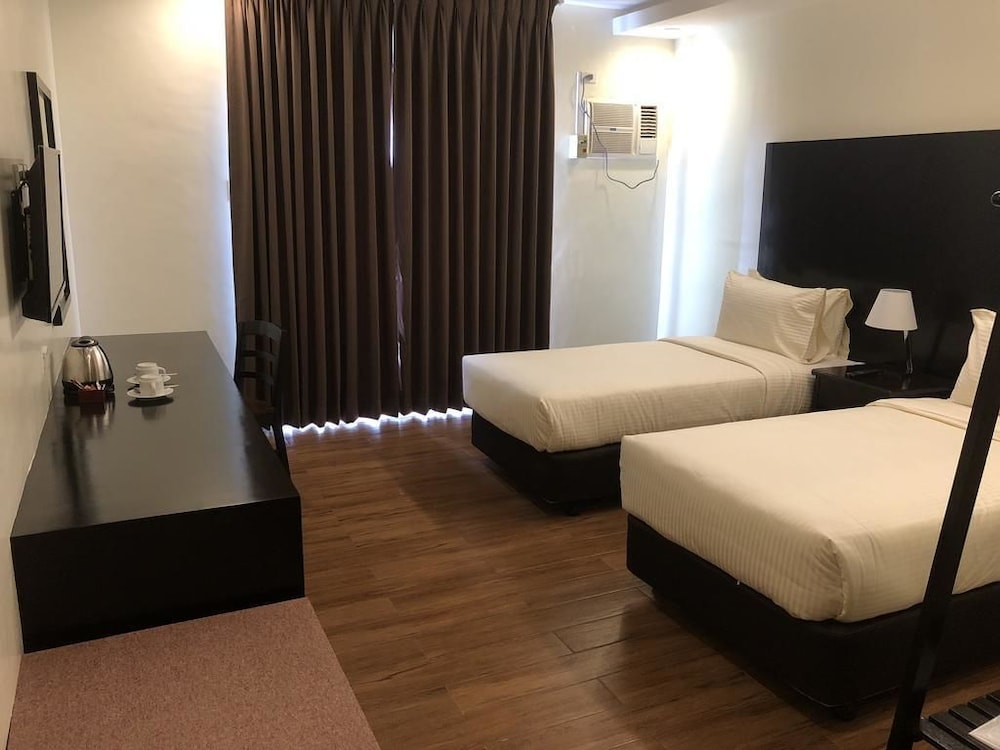 Sunrise Twin Suite