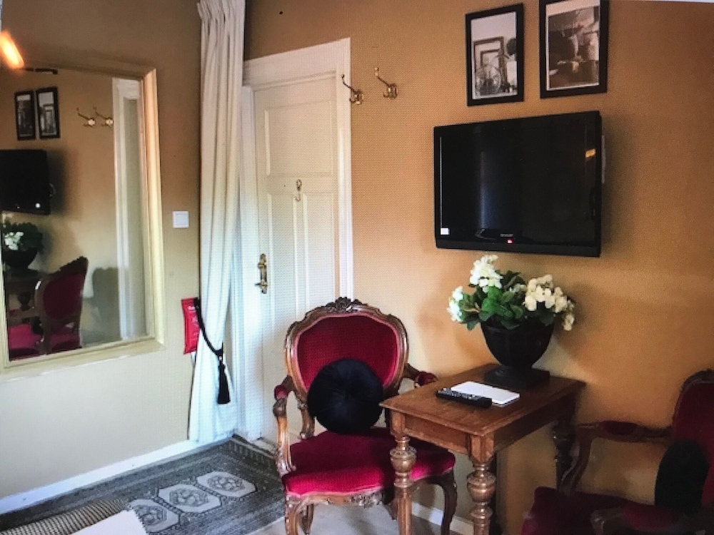 Basic Double Room, City View photo 3
