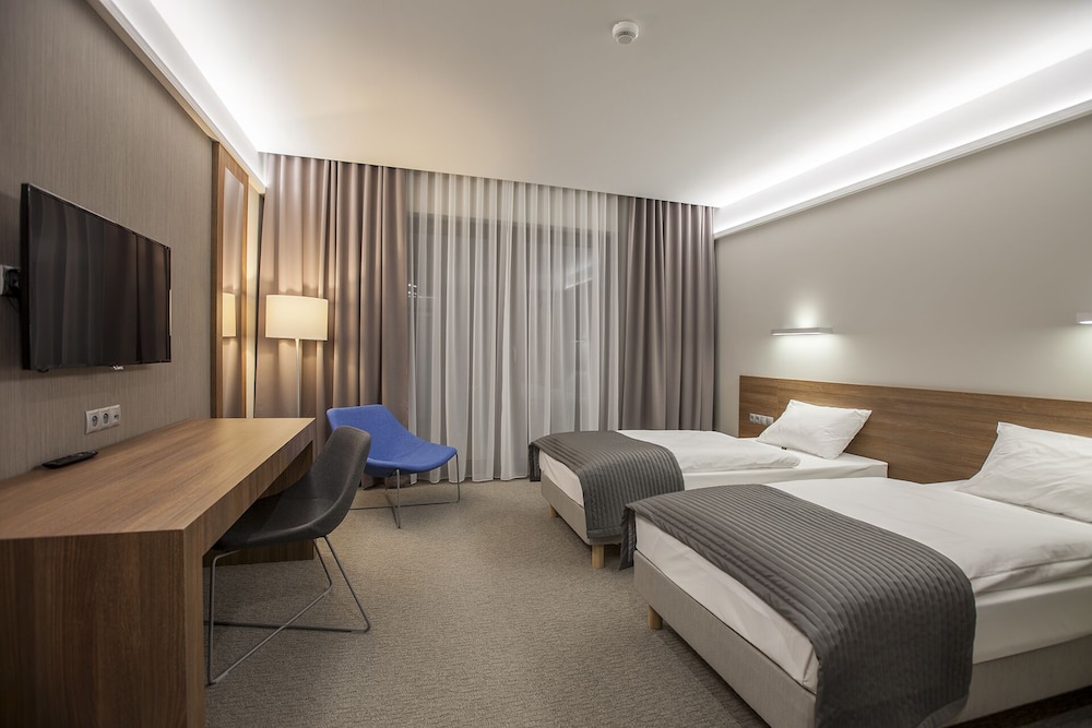 Deluxe Double or Twin Room - Photo 2