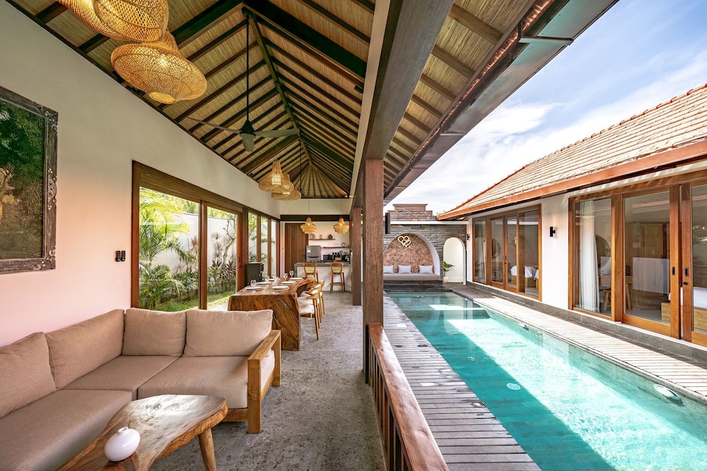 Deluxe Villa, 3 Bedrooms, Patio, Pool View photo 1