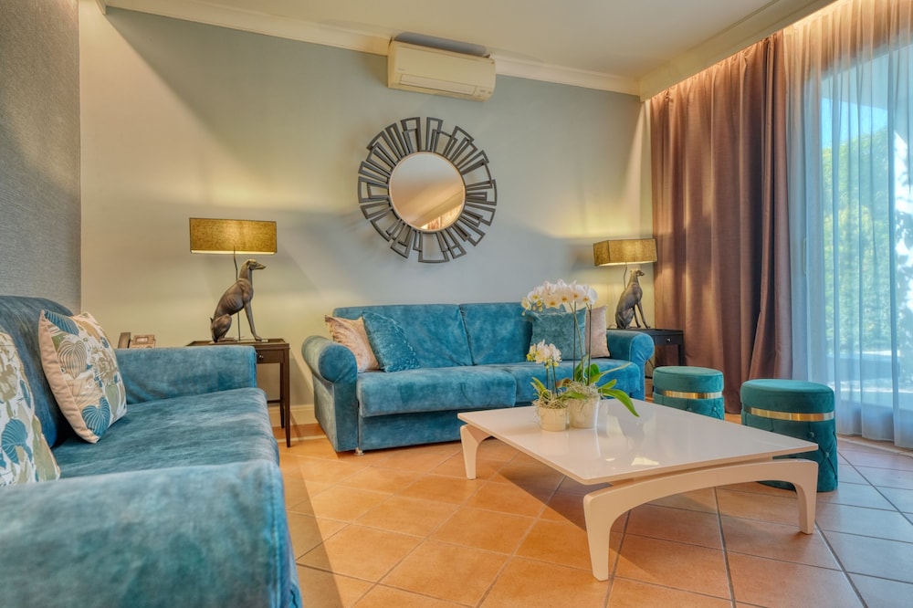 Exclusive Suite, 2 Bedrooms, Private Pool, Garden View (Parc) - Photo 5