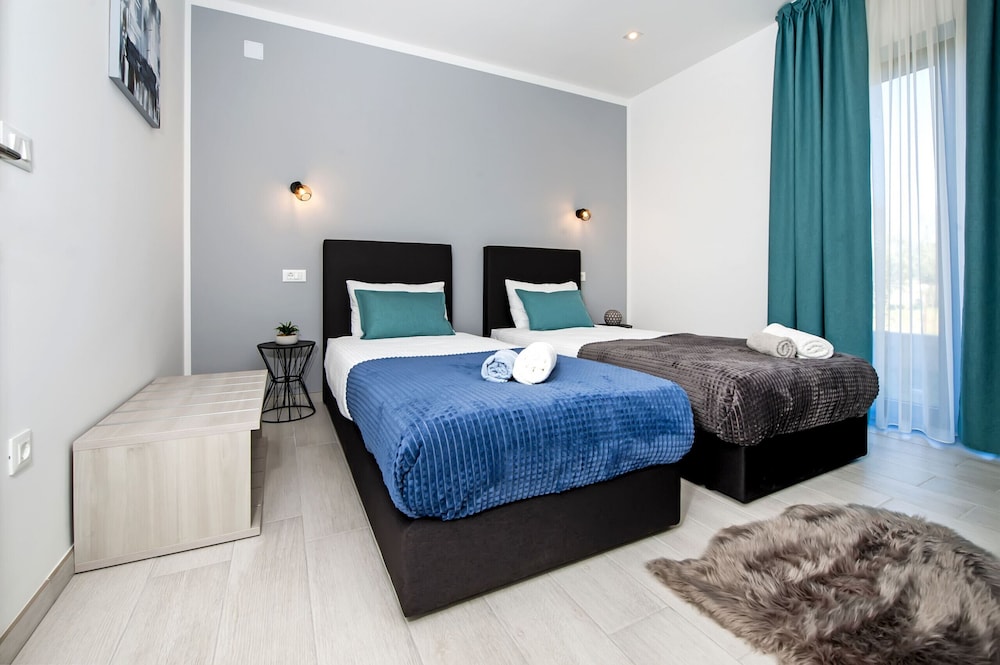 Villa, 3 Bedrooms, Private Pool, Pool View