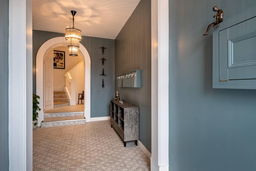 Cathedral View - Un appartement privé exclusif sur Cathedral Green, Exeter, Photo 2