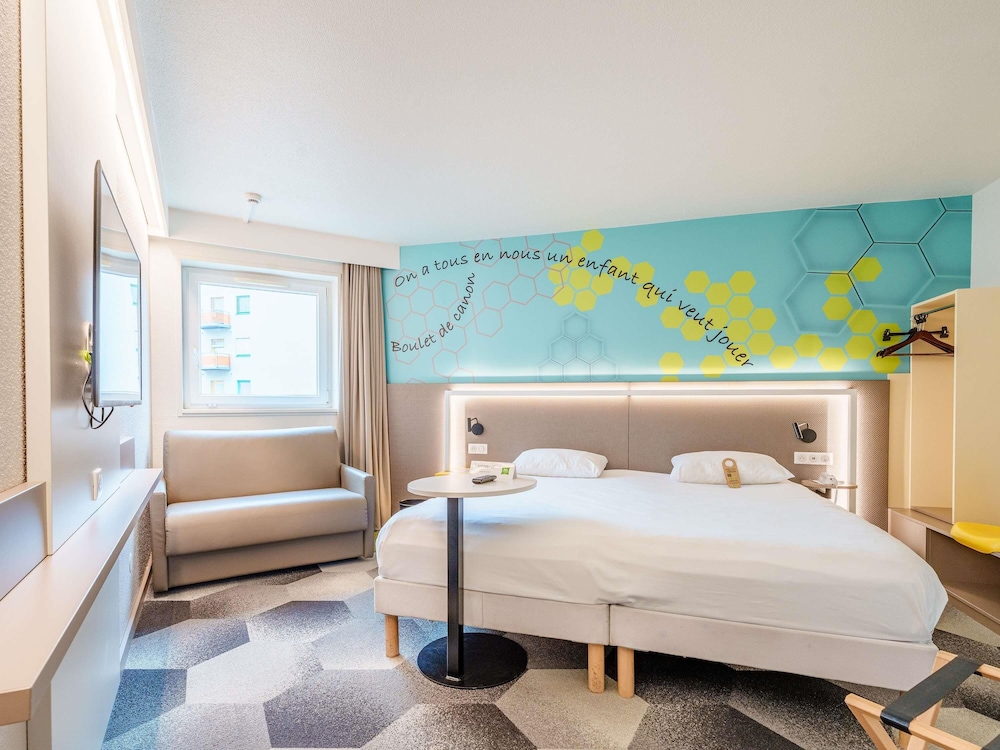 Standard Room, 1 Double Bed with Sofa bed - Photo 3