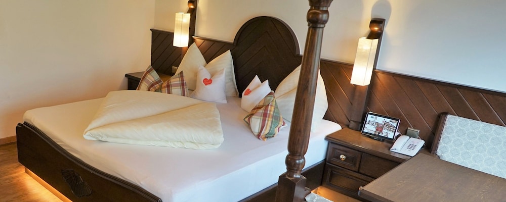 Deluxe Double Room, Balcony, Mountain View photo 1