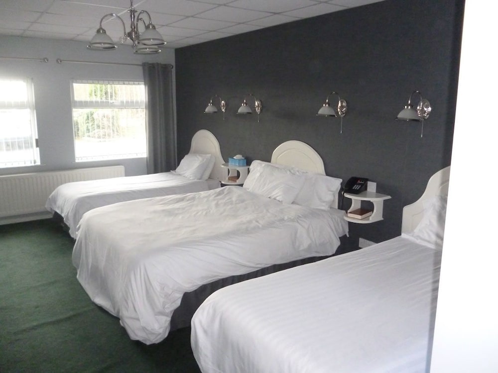 Family Room - Photo 1