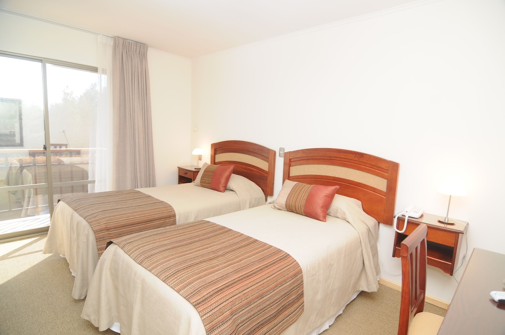 Twin Room, 2 Twin Beds, Non Smoking, Private Bathroom