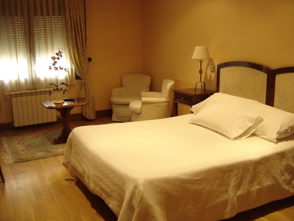 Suite - Photo 2