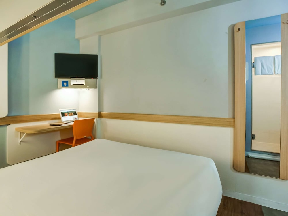 Apartment, Multiple Beds