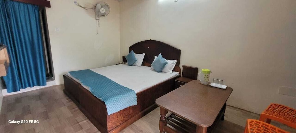 Premium Room - Photo 8