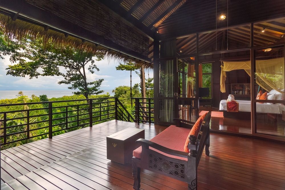 Pool Villa Suite photo 3