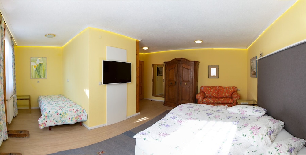 Single Room photo 2