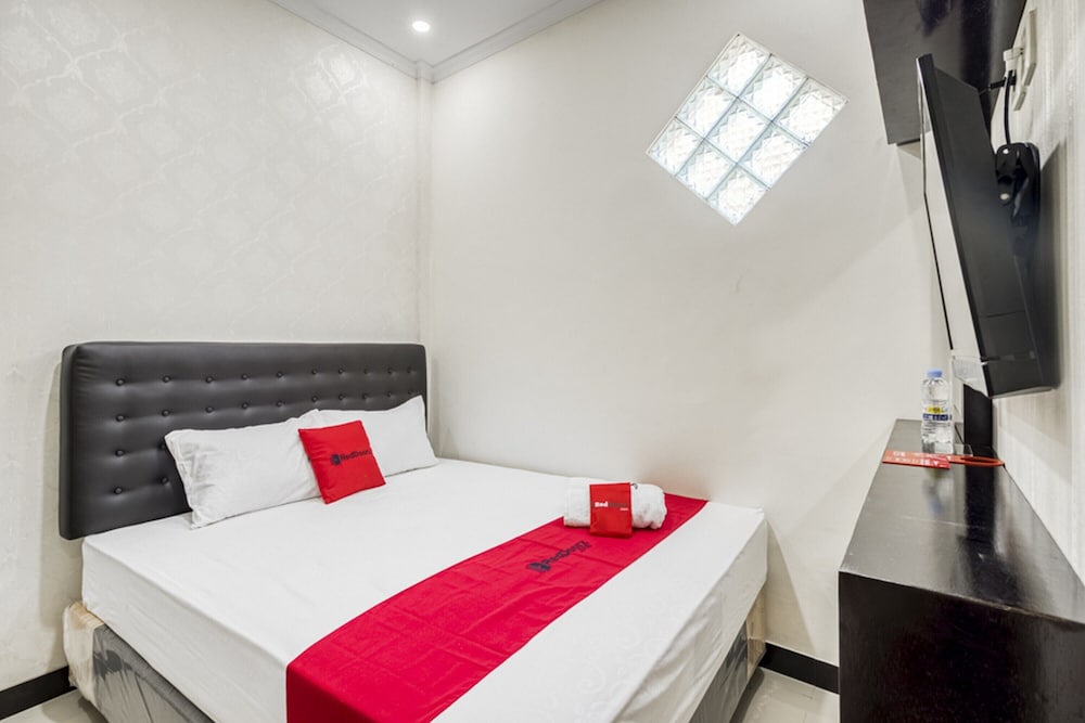 Double Room (Reddoorz)