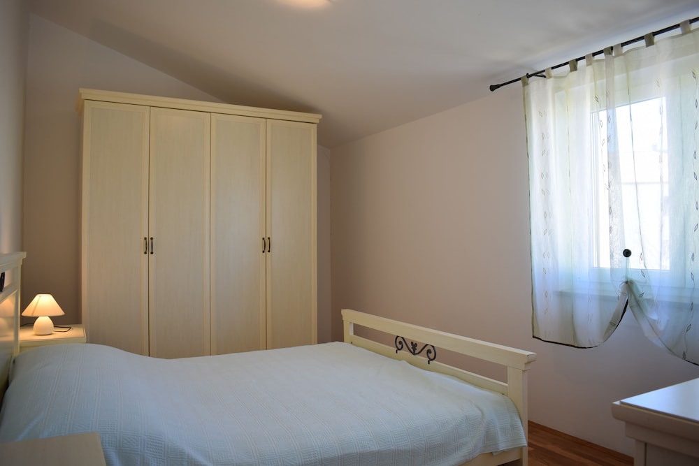 Apartment, Sea View (1) photo 3