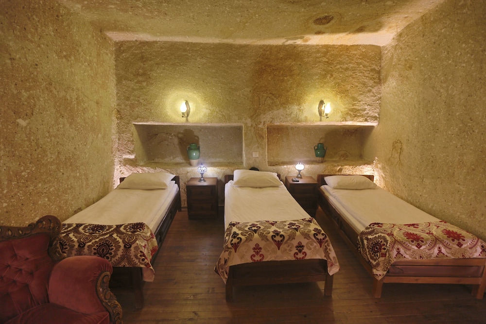 Deluxe Cave Comfort-103 photo 3
