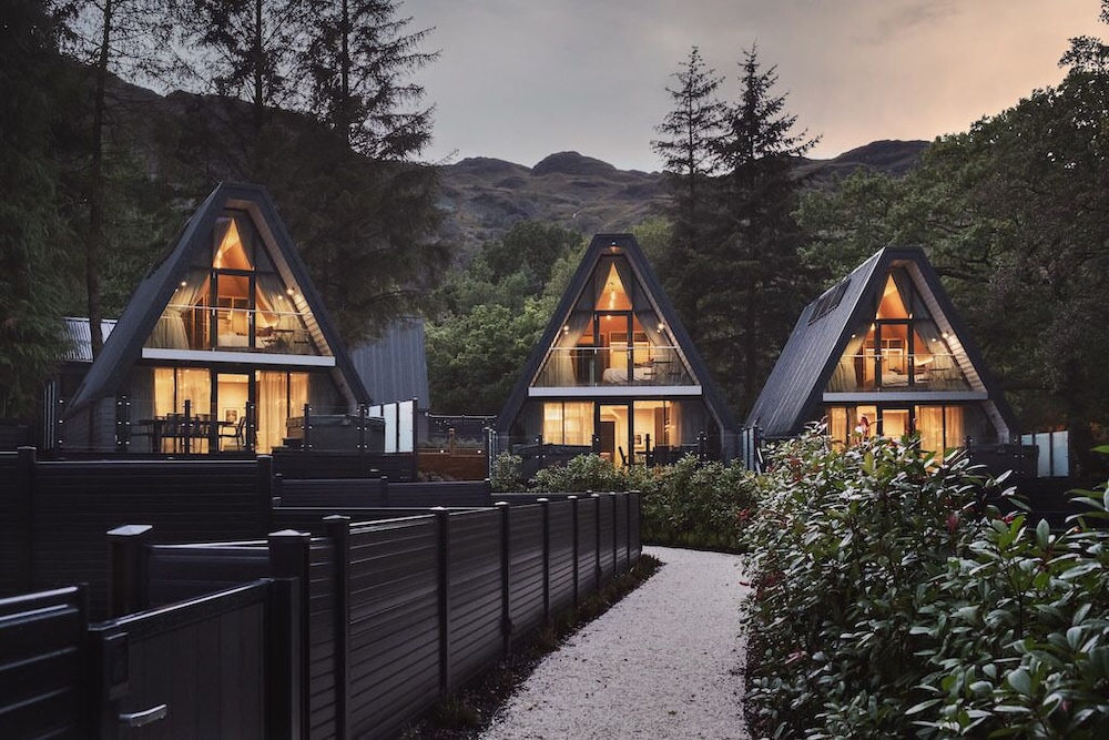 Luxury Chalet, 3 Bedrooms, Lake View photo 1