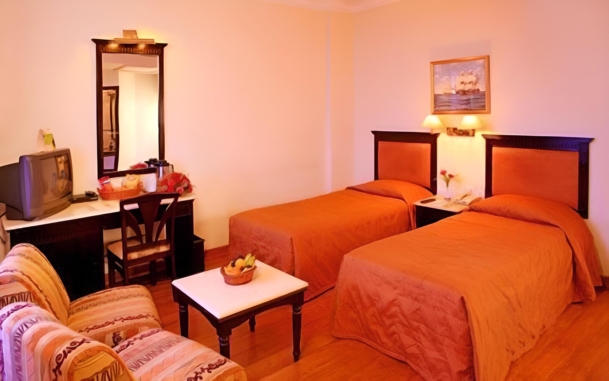 Standard Room photo 2