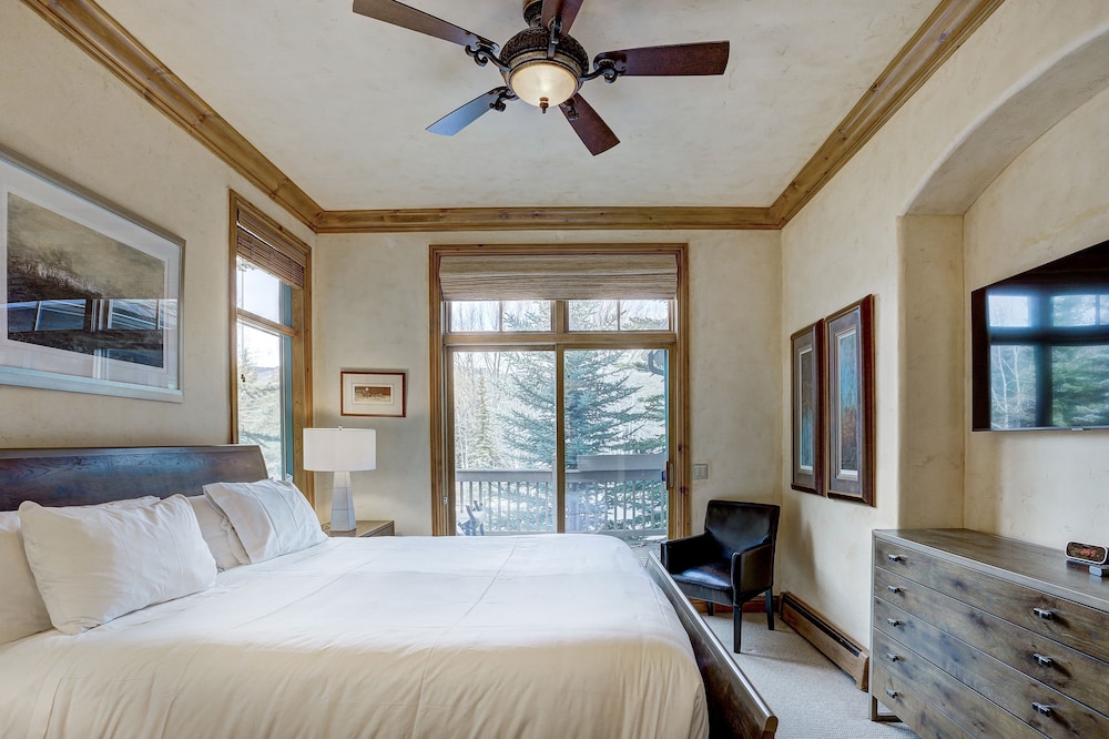 Townhome, 4 Bedrooms photo 1