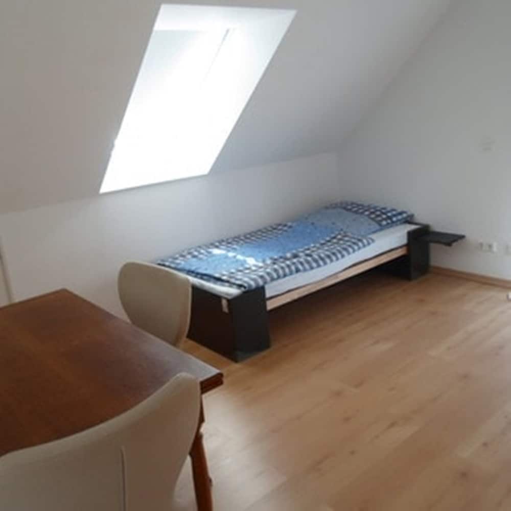 Single Room photo 1